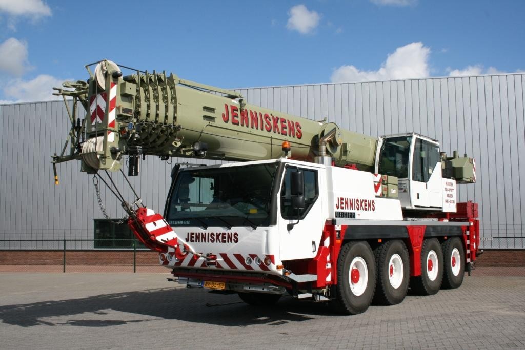 Liebherr LTM 1070